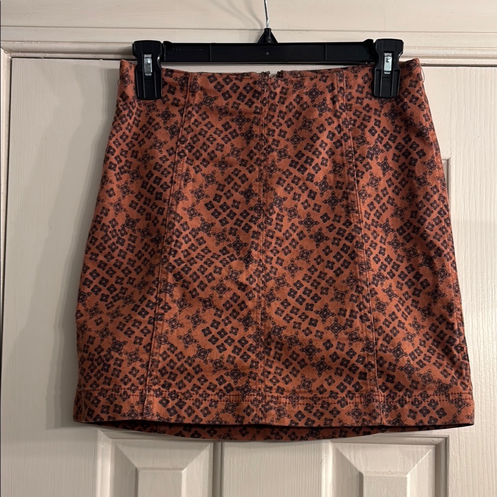 Free People navy and rust/burnt orange mini skirt size 6